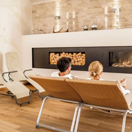 Thermenhotel Gesundheits-bad Buchau מלון