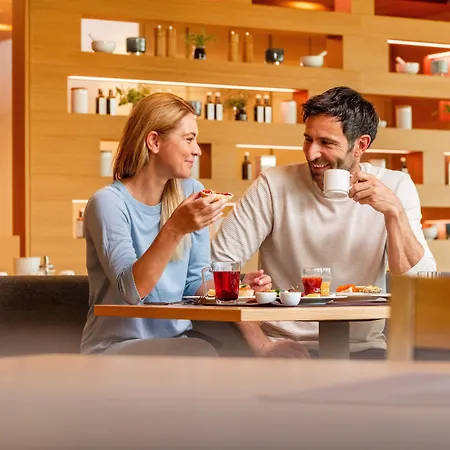 Thermenhotel Gesundheits-bad Buchau 4*