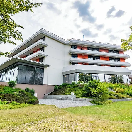מלון Thermenhotel Gesundheits-bad Buchau