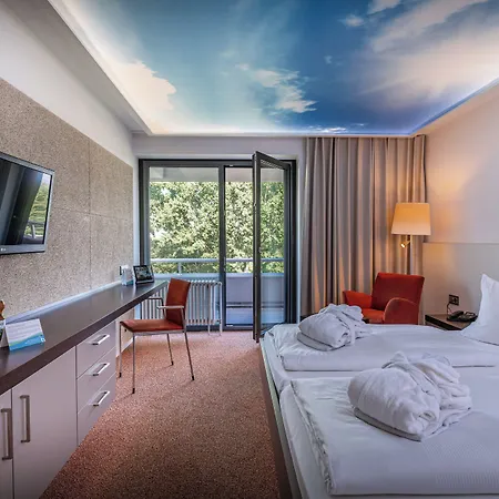 Thermenhotel Gesundheits-bad Buchau 4*