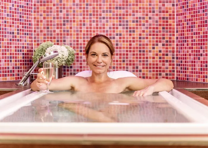 Отель Thermenhotel Gesundheits-bad Buchau Бад-Бухау