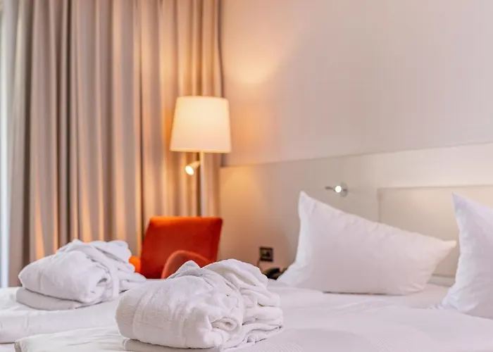 Thermenhotel Gesundheits-bad Buchau Отель 4*